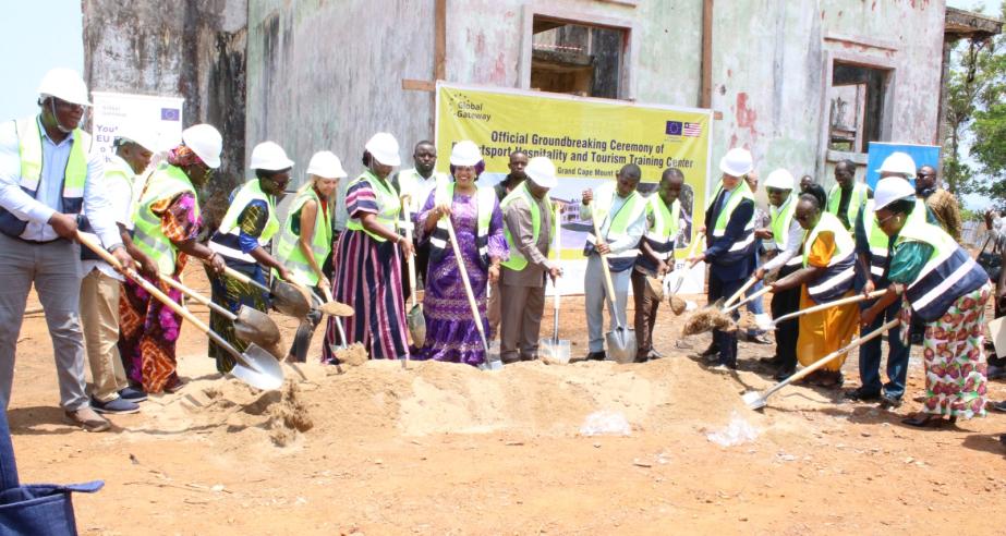 Groundbreaking Ceremony Participants