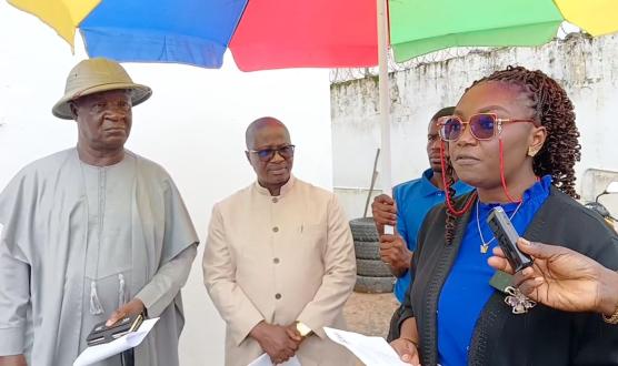 The National Road Fund of Liberia has formally handed over twenty-eight (28) motorbikes, one (1) pickup truck, two (2) laptops, and two (2) printers to the Ministry of Internal Affairs.  This donation is intended to strengthen road maintenance initiatives across the country by enhancing mobility, monitoring, and administrative capacity at the local level. The support underscores the National Road Fund’s commitment to improving infrastructure and ensuring effective service delivery in partnership with the Mi